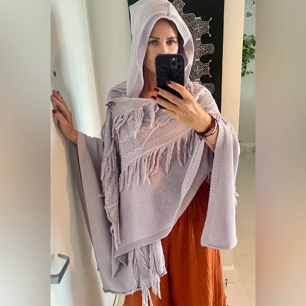 Violet Poncho - Picture 1 of 5
